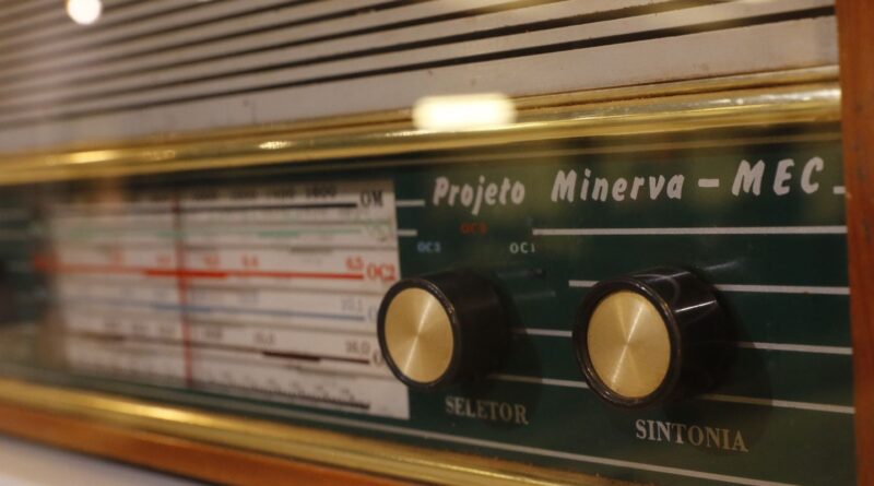 Rádio MEC completa 102 anos como símbolo de cultura e educação no país