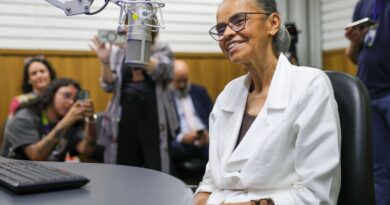 Rádio Nacional da Amazônia celebra 48 anos no ar