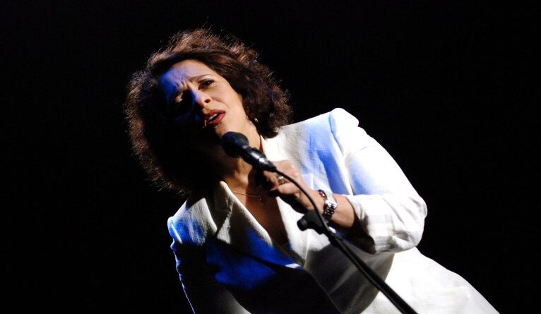 Rádio e TV Cultura homenageiam Gal Costa, que completaria 80 anos nesta sexta (26)