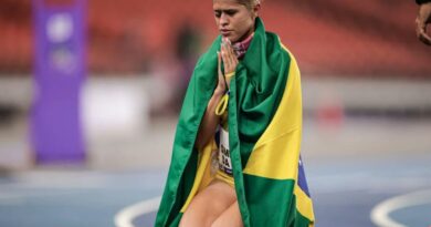 Thalita Simplício é tetra mundial nos 400 metros classe T11