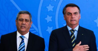 Trama golpista: STM diz que perda de patentes depende de ação do MP