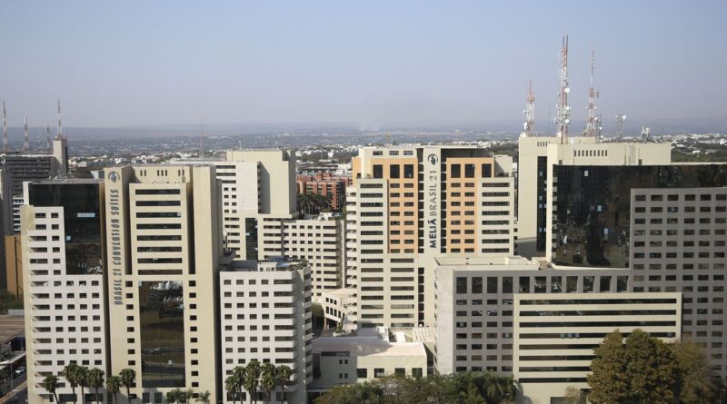 Turismo muda regras de check-in e check-out de hospedagens