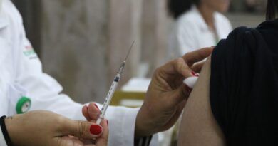 Vacina contra a covid-19 protege gestantes contra complicações