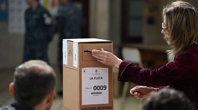 Argentinos vão às urnas para renovar Câmara e Senado