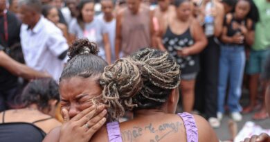 Ativistas denunciam massacre em ação policial no Rio