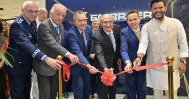 Brasil e Índia fazem acordos em tecnologia, defesa e aeronáutica