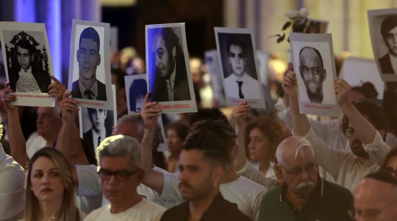 Catedral da Sé lotada rememora os 50 anos do assassinato de Herzog