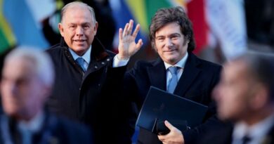 Chanceler da Argentina pede demissão dias antes de eleição legislativa