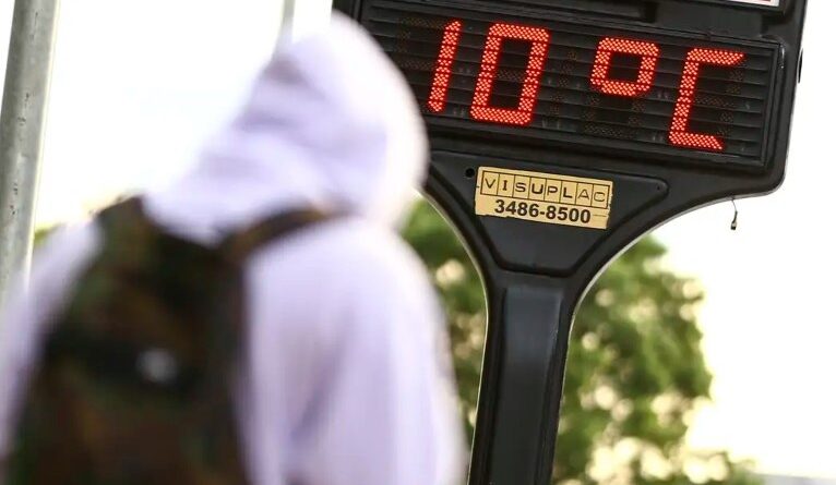 Defesa Civil alerta para queda acentuada de temperatura em São Paulo