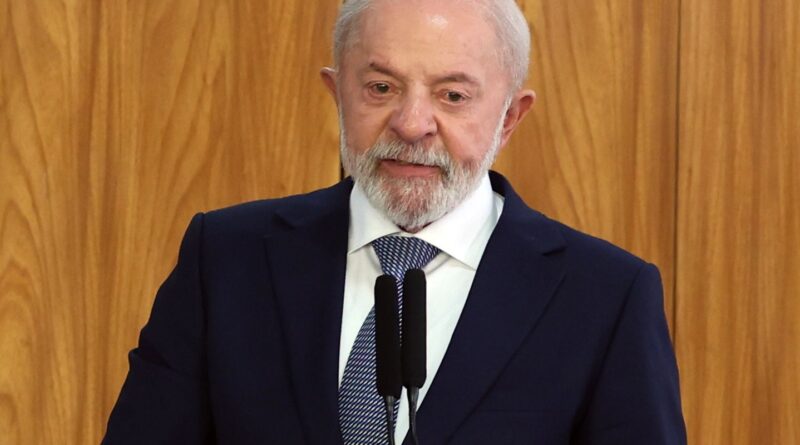 Derrubada de MP é derrota imposta ao povo brasileiro, diz Lula