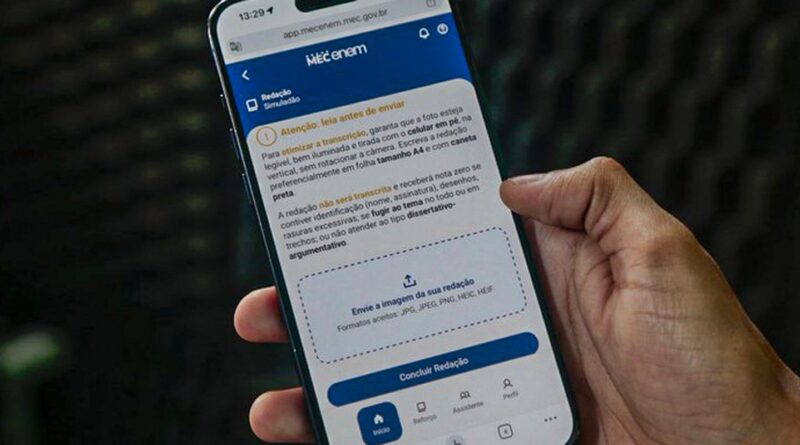 Enem: aplicativo do MEC traz simulados e correção de redações