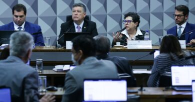 Ex-integrante de Conselho diz na CPI que alertou sobre fraudes no INSS