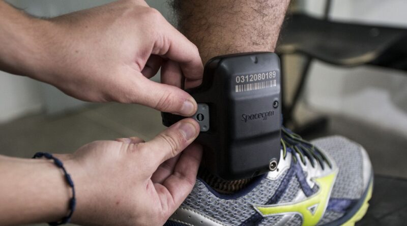 Filipe Martins alega falha involuntária no sinal da tornozeleira 