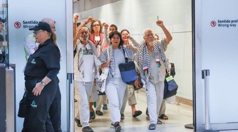 Flotilha: brasileiros relatam torturas causadas por forças israelenses