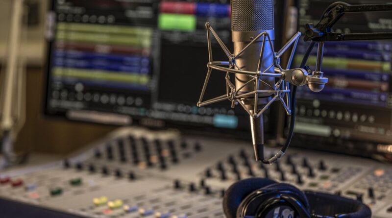 Hoje é Dia: Radioagência Nacional, mulheres e John Lennon em destaque