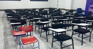 Jubs: com cadeiras vazias, campanha lembra vítimas de feminicídio