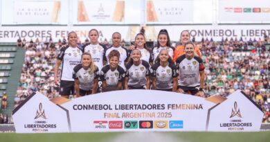 Libertadores: Corinthians faz história com tricampeonato consecutivo
