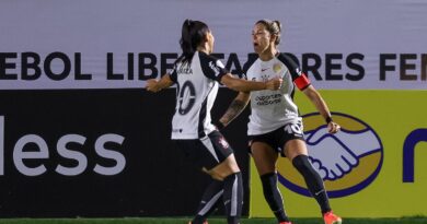 Libertadores Feminina: Corinthians vence Santa Fe e se classifica
