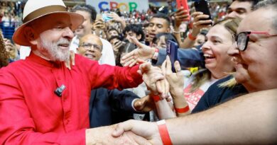 Lula defende América Latina independente contra “fala grossa” externa