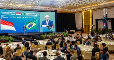 Lula defende uso de moedas locais para comércio Brasil-Indonésia