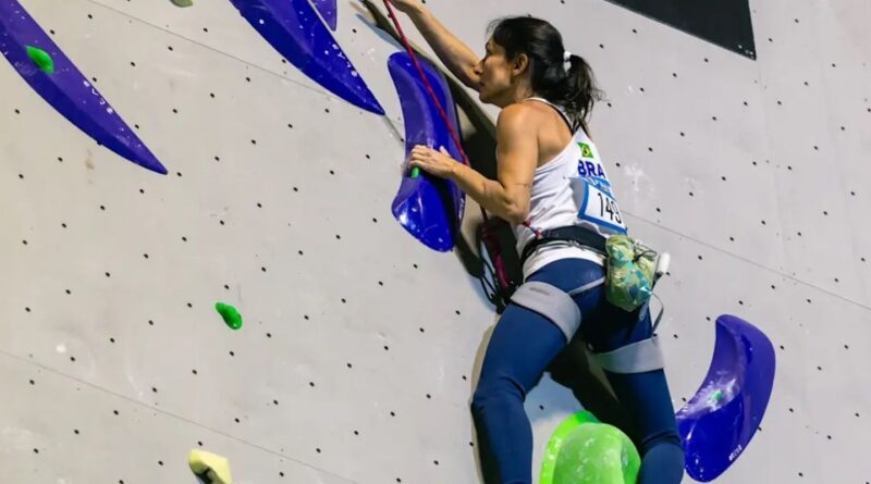 Marina Dias é ouro na etapa de Laval da Copa do Mundo de paraescalada