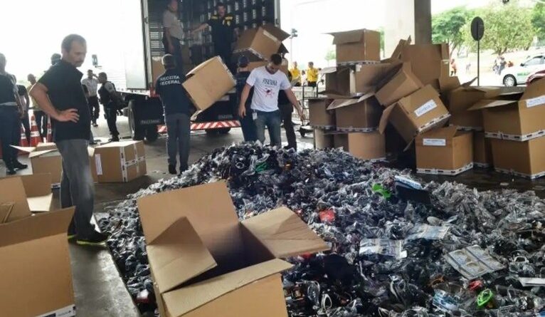 Mercado ilegal no Brasil movimenta quase R$ 8 bilhões por ano, aponta USP