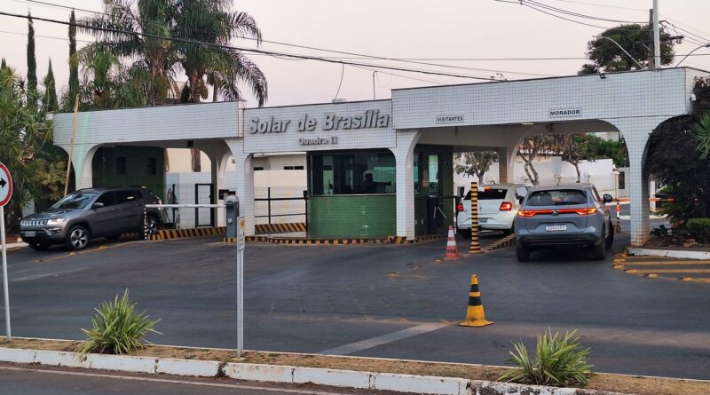 Moraes autoriza Bolsonaro a comemorar aniversário da filha em casa