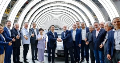 Nova fábrica de carros elétricos mostra confiança no Brasil, diz Lula