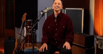 “O Novo Sempre Vem” recebe a cantora, compositora e instrumentista Ina Arruda nesta terça-feira (14)