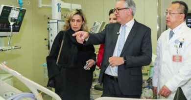 Padilha visita hospital inteligente na China