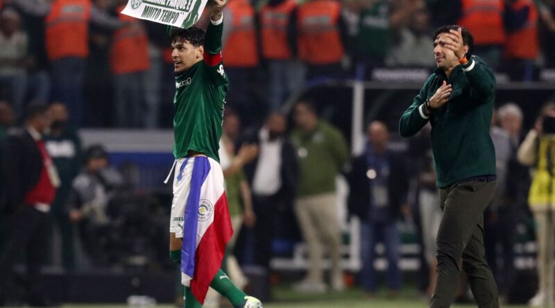 Palmeiras goleia LDU e enfrenta Flamengo na final da Libertadores