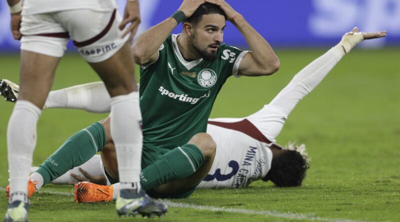 Palmeiras sente altitude de Quito, joga mal e perde de 3 a 0 para LDU