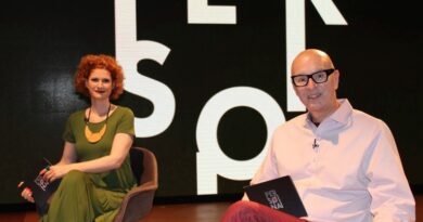 Persona desta sexta-feira (17) homenageia a atriz e cantora Sylvia Massari