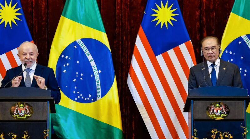 Problema do mundo é ausência de lideranças , diz Lula na Malásia