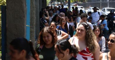 Professores fazem a primeira edição da Prova Nacional Docente