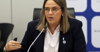 SUS facilita a retirada de absorventes por inscritas no CadÚnico