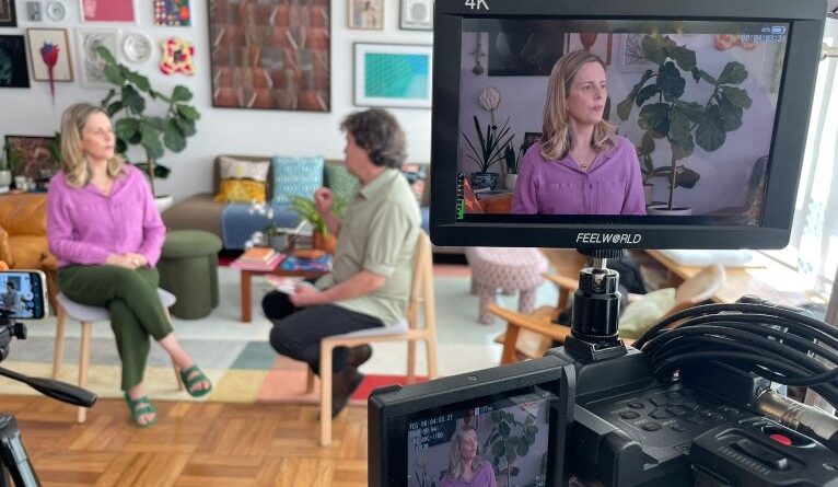 Tati Bernardi se inspirou em momentos da sua vida para dar nome a "A boba da Corte"