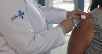 Vacinação de países vizinhos também impacta o Brasil, diz Opas