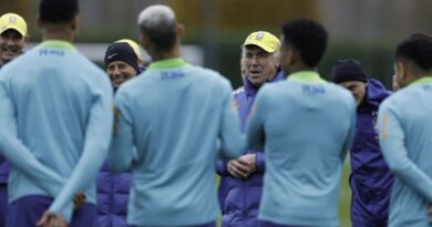 Ancelotti começa a esboçar equipe para amistoso contra o Senegal