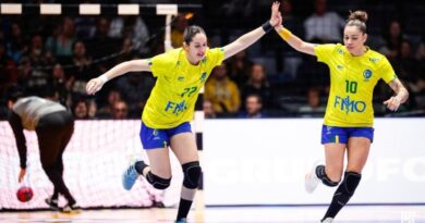 Brasil vence tchecas e vai à 2ª fase do Mundial Feminino de handebol