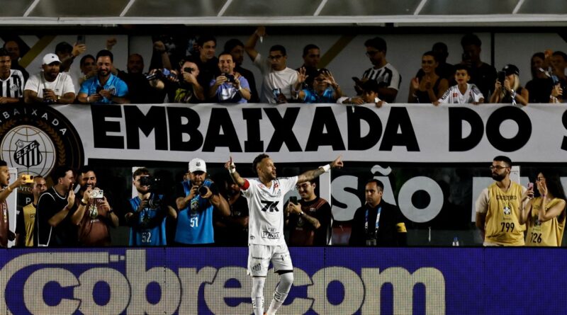 Brasileirão: Neymar marca, Santos vence e deixa zona de rebaixamento