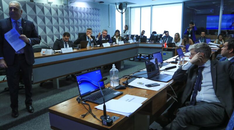 CPMI do INSS não vota convocação de Jorge Messias