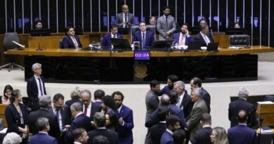 Câmara aprova texto-base do projeto de lei antifacção