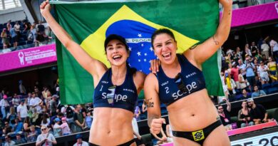 Carol Soberg e Rebecca faturam bronze no Mundial de vôlei de praia