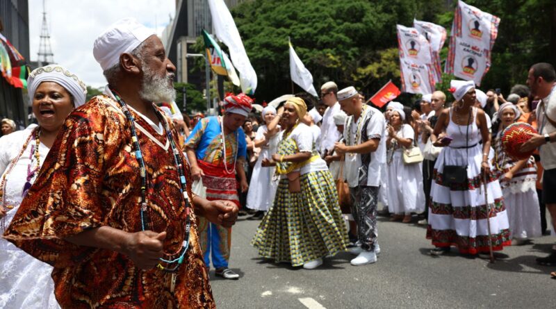 Consciência Negra: ato na Avenida Paulista reúne militância e cultura