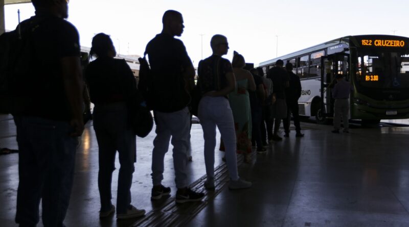 Estudo defende substituir vale-transporte por tarifa zero universal