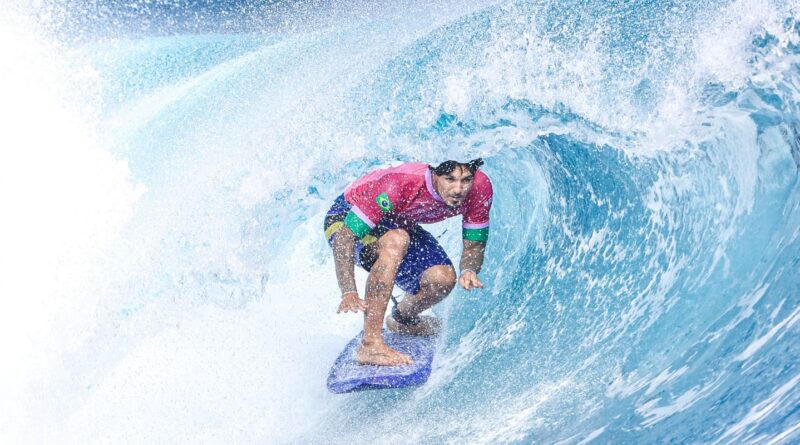 Gabriel Medina retorna ao Circuito Mundial de Surfe em 2026
