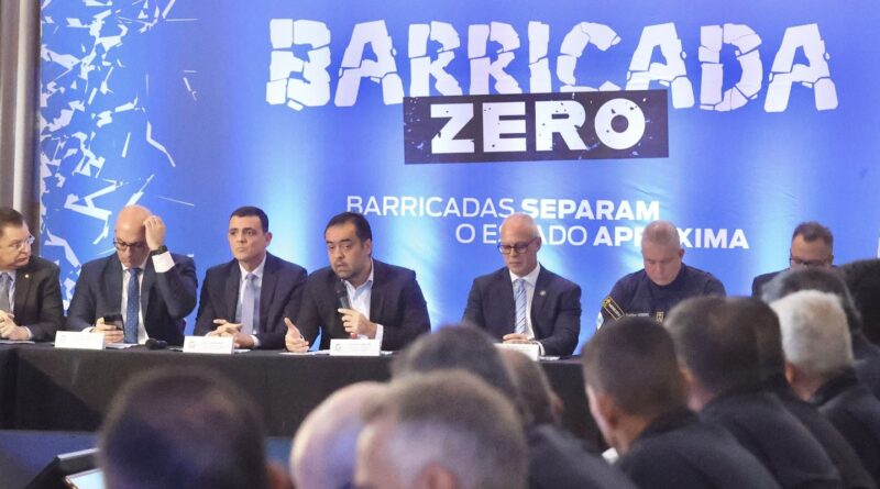 Governo fluminense anuncia plano para remover barricadas em 12 cidades
