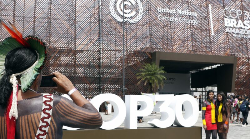 Indígenas do mundo cobram na COP30 centralidade na ação climática 
