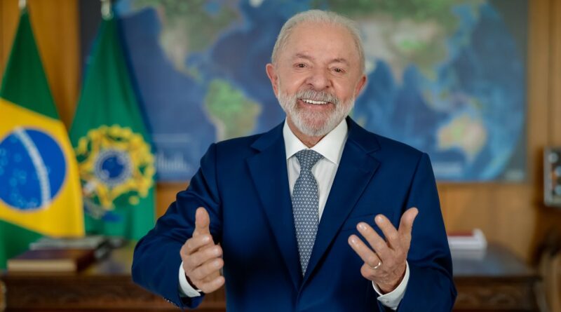 Isenção do IR injeta R$ 28 bi na economia, diz Lula